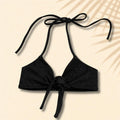 Top de traje de baño con nudo frontal y amarre halter.